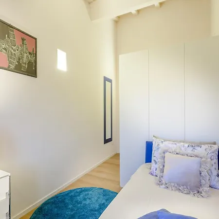 Luxurious With Terrace In Apartman Lucca